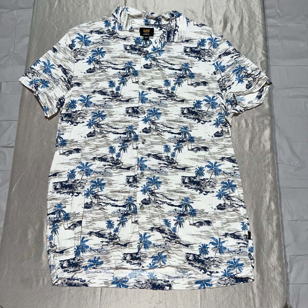 Lee Mens Classic Fit Viscose Blend Palm Tree Button Down Shirt White Blue Large - Picture 8 of 9